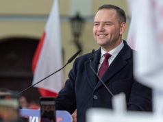 Alkohol nie będzie droższy, bo prezydent nie zgadza się na podwyżki podatków. Wyższa akcyza miałaby zmniejszyć śmiertelność