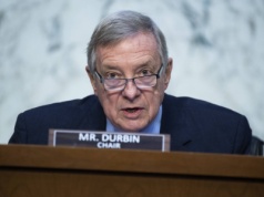 Senator Dick Durbin o użyciu Gwardii Narodwej: To czysto polityczny teatr