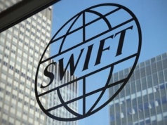 SWIFT docenia Ripple, Hederę i Cardano