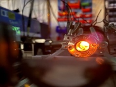 Nieznane właściwości samaru. Nowa technika laserowa otwiera niezwykłe możliwości badawcze