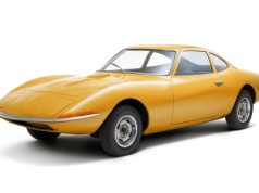 Opel świętuje 60-lecie Opla GT podczas 21. Gali Classic w Schwetzingen
