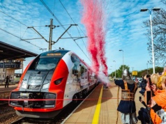 Pociąg Koronacyjny, autobusy i tramwaje – jubileusz tysiąclecia królewskiej koronacji w Polsce