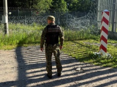 Incydent na granicy z Białorusią. Żołnierz ranny po starciu z migrantami