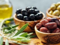 Narzekasz na pestki w oliwkach? Grecy mają ważny powód, dlaczego je zostawiają