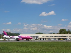 Baza Wizz Air w Tuzli za pieniądze podatników