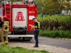 Finał interwencji na Nagórkach. Senior potrącony przez wóz strażacki