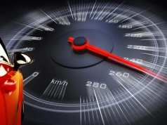 Pędził niemiecką autostradą 260 km/h: teraz grozi mu utrata pracy w ojczyźnie