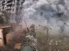 Rosjanie w Pokrowsku. Ukraińcy rozwiązali problem czołgiem z paru metrów