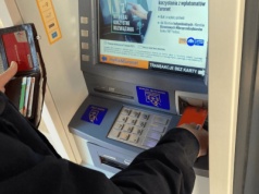 Popularny w Polsce bank z kłopotami, zapłaci miliony zł kary. Wyszło, co robił z dowodami klientów