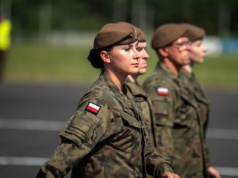 Wojsko w 2026 roku wezwie 235 tys. Polaków. Kto musi się stawić?