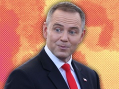 Nawrocki podpisał pakiet ustaw z KSeF i nie tylko. O tych zmianach musisz wiedzieć