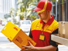 Firmy wstrzymują wysyłki do USA. Co z przesyłkami DHL?