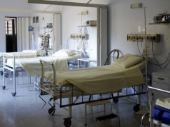 Oddział neurologii we Włocławku nadal szuka lekarzy. Władze lecznicy uspokajają