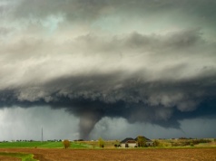 Tornado a trąba powietrzna - czy to naprawdę to samo? Rozwiewamy wątpliwości