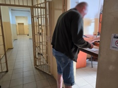Policjanci zatrzymali poszukiwanego ENA za kierowanie zorganizowaną grupą przestępczą
