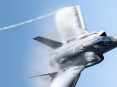 F-35 runął na ziemię. Pilot przez 50 min wisiał na telefonie