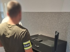 Ponad kilogram narkotyków w domu 38-latka w Lubiczu Górnym. Mężczyzna został aresztowany