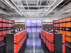 Nike przed falą zwolnień. Co za nimi stoi?