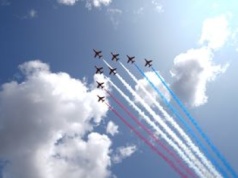 Ekipy, które przyleciały na Air Show uwięzione na lotnisku. Ruch wstrzymany