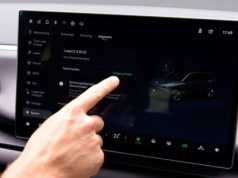 Leapmotor T03 i C10 otrzymały aktualizację oprogramowania. Replikacja smartfona na ekranie samochodu
