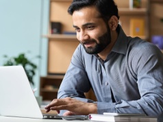 Koniec z utratą dokumentów. Microsoft 365 automatycznie zapisze pliki Word w chmurze