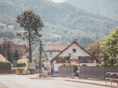Edukacja zdrowotna w najbardziej pobożnym miejscu w Polsce? Sprawdziliśmy, tak reagują mieszkańcy