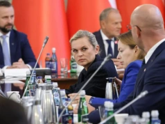 Rewolucja w nowym roku szkolnym. Nowacka napisała list do kilku grup