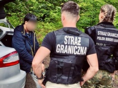 Kurierzy przewożący nielegalnych imigrantów zatrzymani na granicy