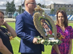 Dożynki Gminne w Nowych Skalmierzycach – tradycja, muzyka i wspólna zabawa