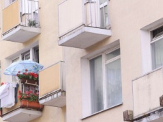 Mieszkańcy bloków wciąż nie wiedzą. W takich przypadkach nie płaci się za remont balkonu