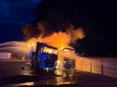 Pożar samochodów ciężarowych