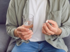 Wszyscy mamy w domu te środki przeciwbólowe. Okazuje się, że mogą być poważnym zagrożeniem dla zdrowia publicznego