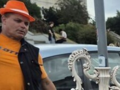Meble, ubrania i bibeloty. Giełda staroci kusiła odwiedzających