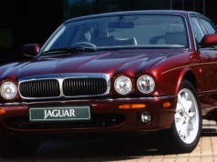 Tyle żądają właściciele za swoje Jaguary XJ X300/X308. Może jednak dołóż coś do tych 9 tys. zł