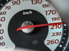 Citroën , Peugeot, Dacia i Renault – piszemy o nich codziennie. 21 lat minęło, urodziny Francuskie.pl