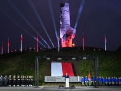 Prezydent na Westerplatte: domagam się jednoznacznie reparacji od Niemiec