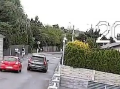Niebezpieczny rajd Opla w Ostrowie (WIDEO)