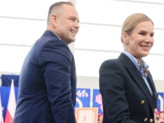 Stylistka oceniła strój Nawrockiej na inauguracji roku. Podkreśla jedno [POMPONIK EXCLUSIVE]