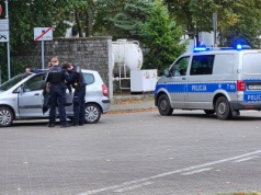 Drogowy weekend na Warmii: Pijani kierowcy, dzieci w szpitalu i auta rozbite o drzewa i budynki