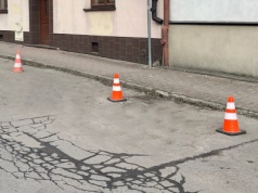Blokujesz miejsce parkingowe za pomocą pachołków? Prosisz się o mandat