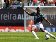 Portugalski piłkarz oferowany polskiemu klubowi. Dojdzie do transferu? [NEWS]