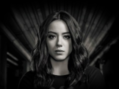 Chloe Bennet nie powróci do MCU, a uważa że powinna