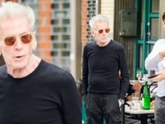 82-letni Calvin Klein sfotografowany na lunchu z MŁODSZYM O 45 LAT partnerem