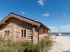 Ta wyspa na Bałtyku jest jak zapomniany ląd. Puste plaże i ciekawe zwyczaje
