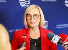Afery z dotacją dla zięcia ciąg dalszy. Marszałek idzie do prokuratury. KO mówi, że nie odpuści