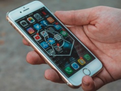 Apple cofa się w rozwoju? Touch ID powróci do iPhone’ów
