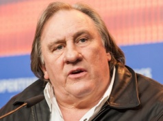 Gerard Depardieu stanie przed sądem za gwałt i napaść seksualną