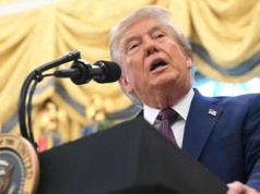 Donald Trump wreszcie pojawił się publicznie i stanowczo uciął plotki