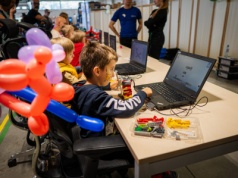 Poznaj roboty od zupełnie nowej strony. Cała rodzina będzie się dobrze bawić