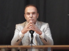 Burmistrz Lanzarote płaci za hotele dla sprawców przemocy